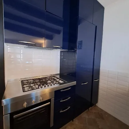 Porto Luna 10