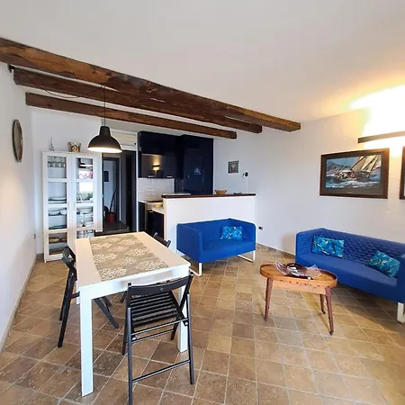 Nyaraló Porto Luna 10