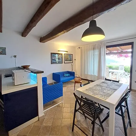 Nyaraló Porto Luna 10 *